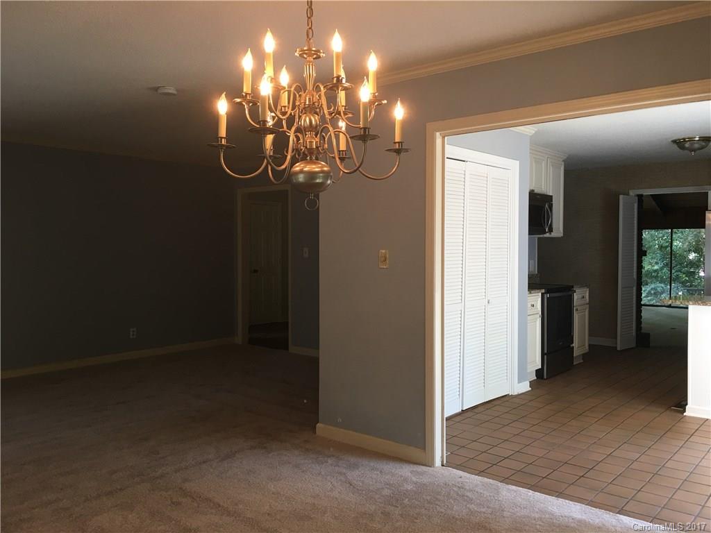 River Hills - Residential Lease