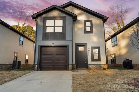 2813 Ava Avenue Charlotte NC 28208
