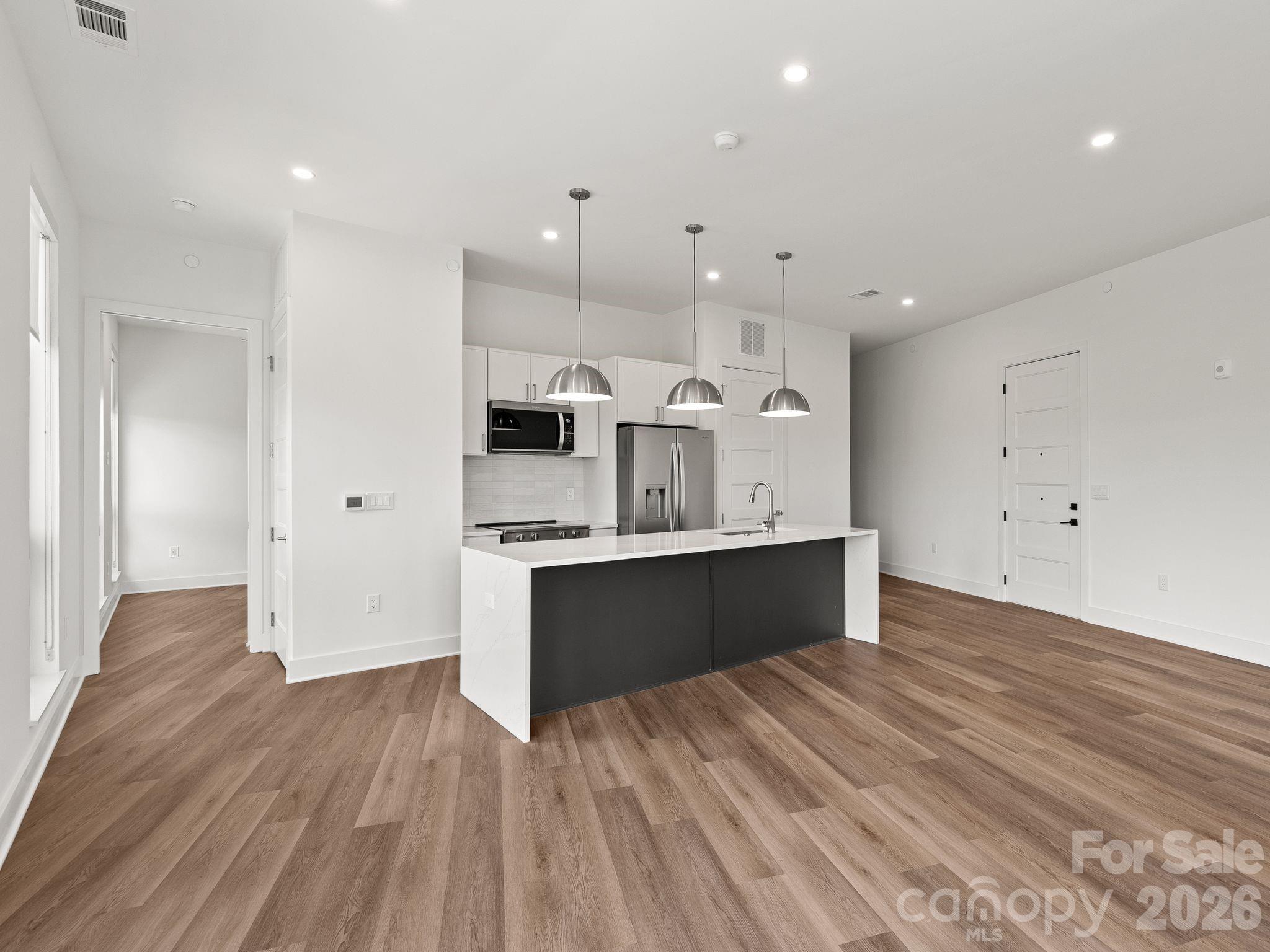 123 Haywood Street 401