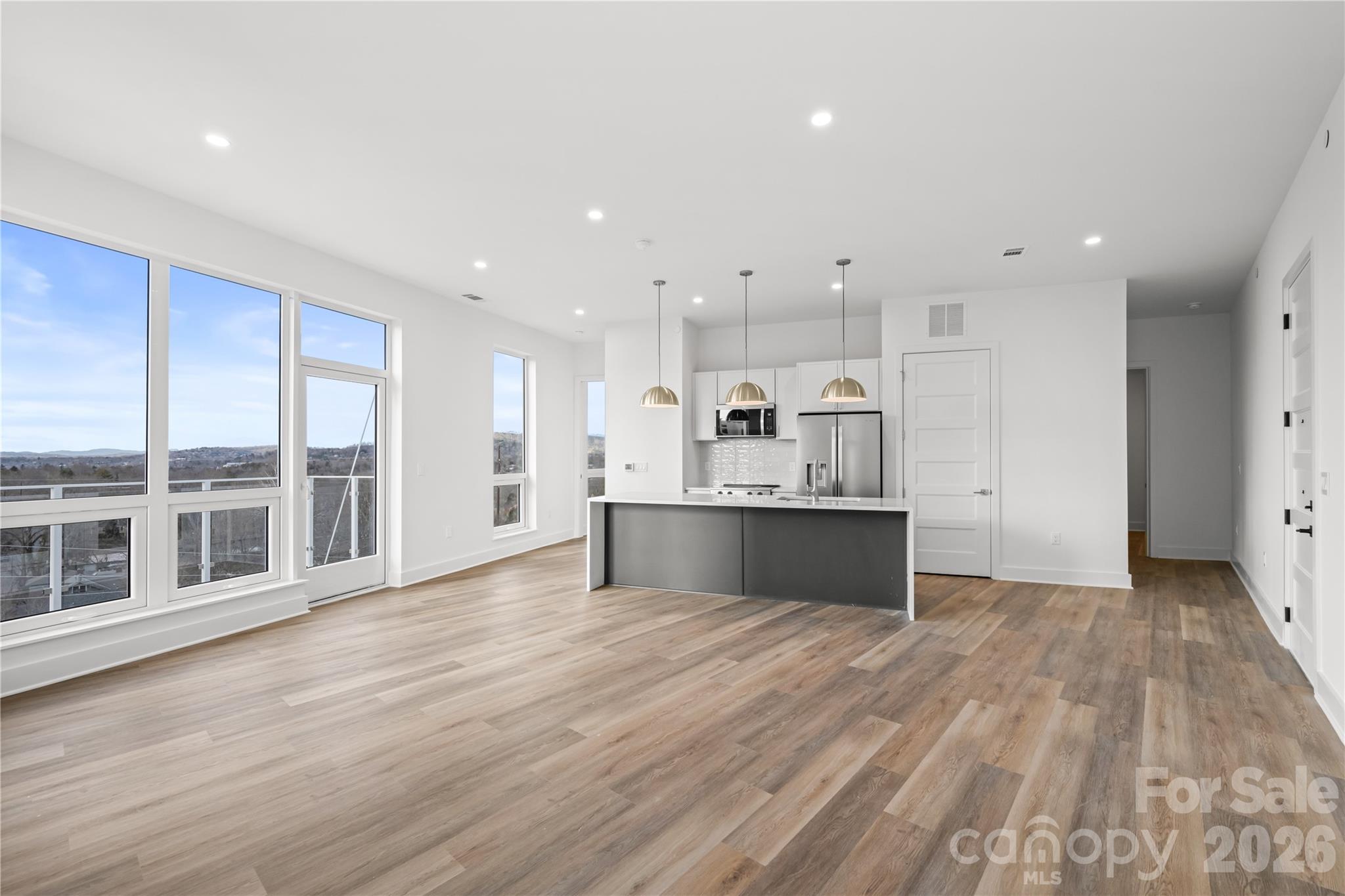 123 Haywood Street 401