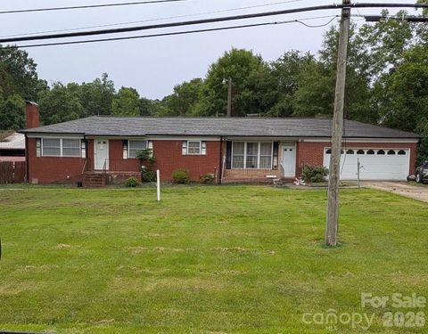 Photo of 6780 NC Hwy 24/27 Highway E, Midland, NC 28107 (MLS # 4322932)
