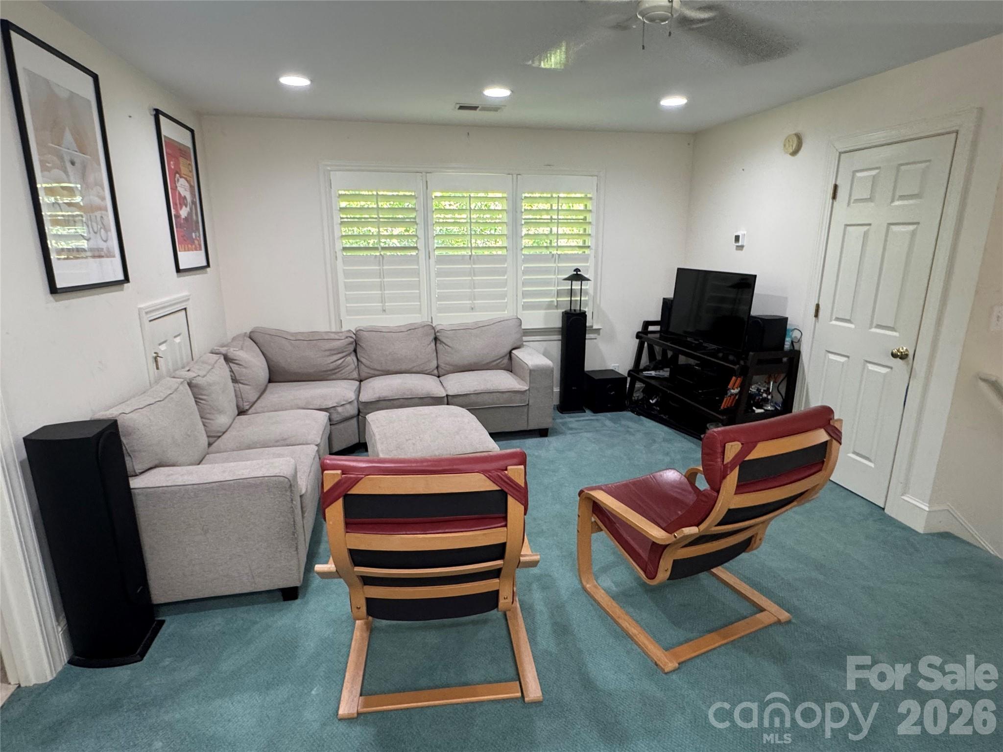 Hillcrest - Residential
