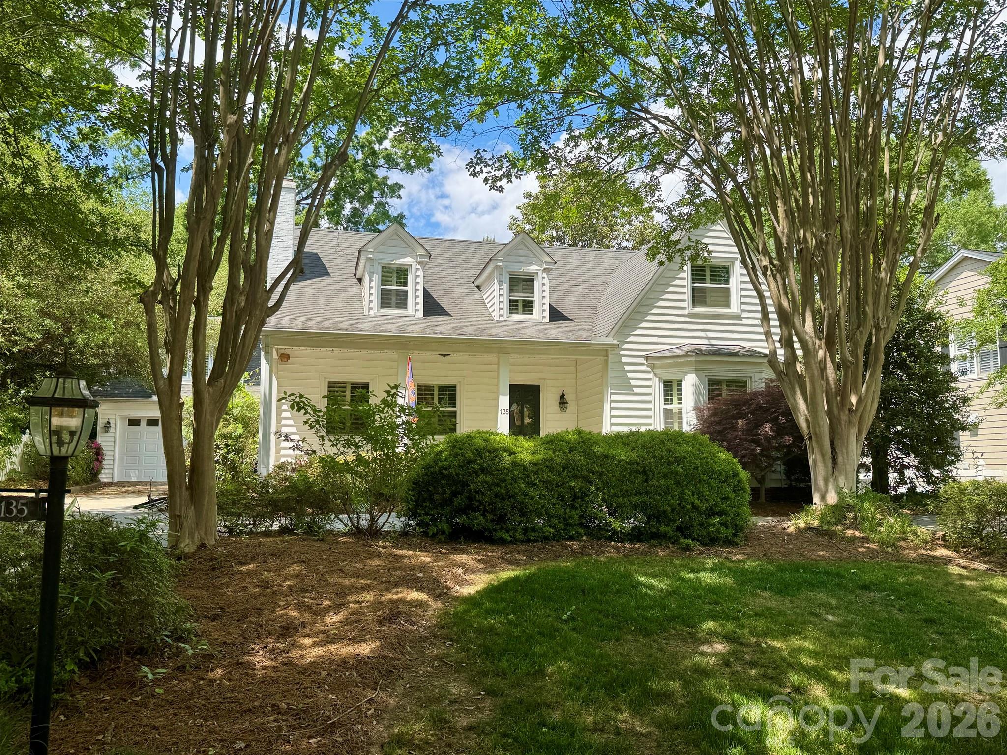 135 Eastover Drive SE