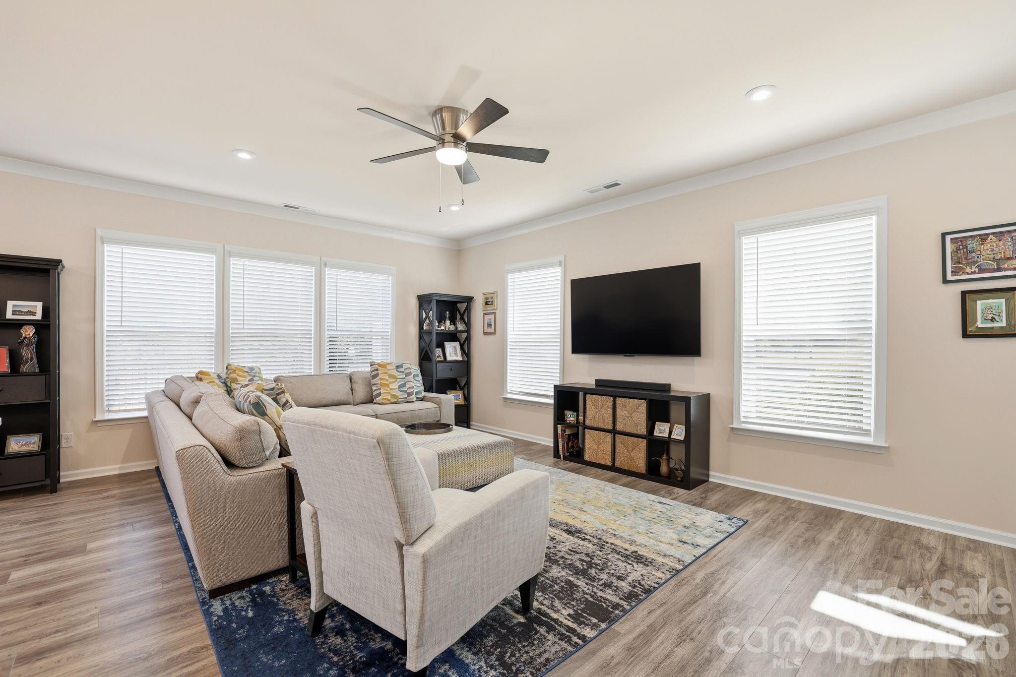 Pringle Towns - Residential