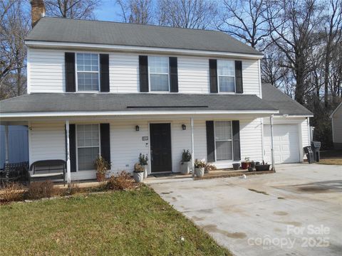 Photo of 2507 Sloan Drive, Charlotte, NC 28208 (MLS # 4328582)