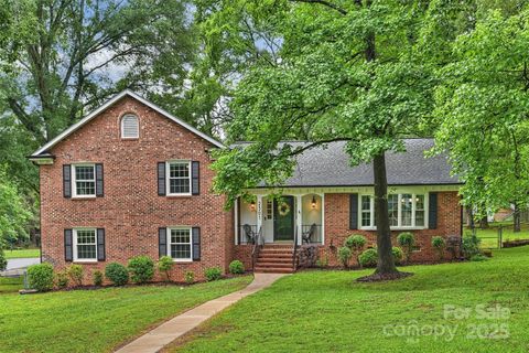 2301 Seth Thomas Road Charlotte NC 28210