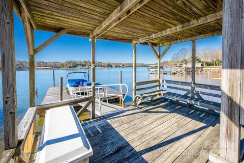 130 Sandy Shore Drive Mooresville NC 28117