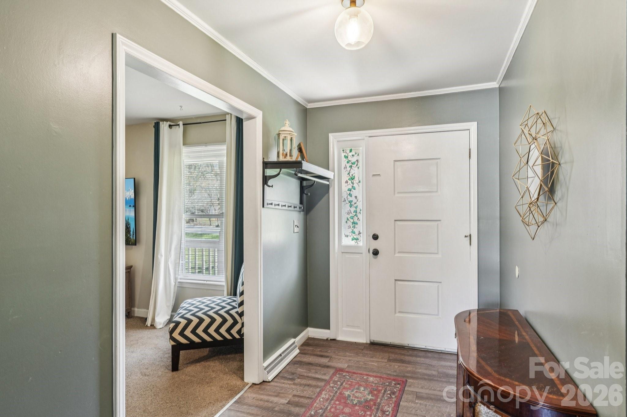 660 S Peace Haven Road