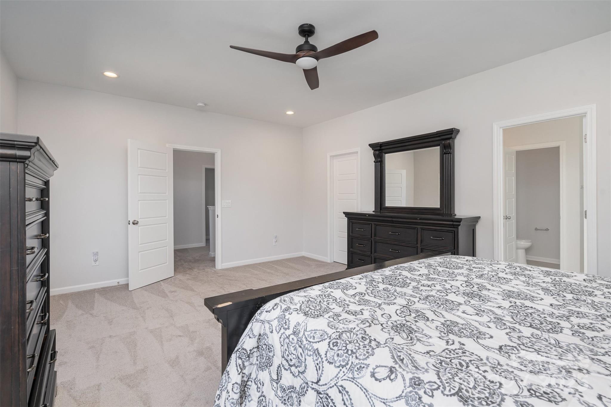 Edgewater - Residential