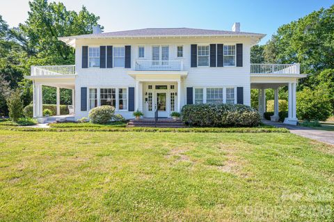 Photo of 1147 S Belvedere Avenue, Gastonia, NC 28054 (MLS # 4372487)