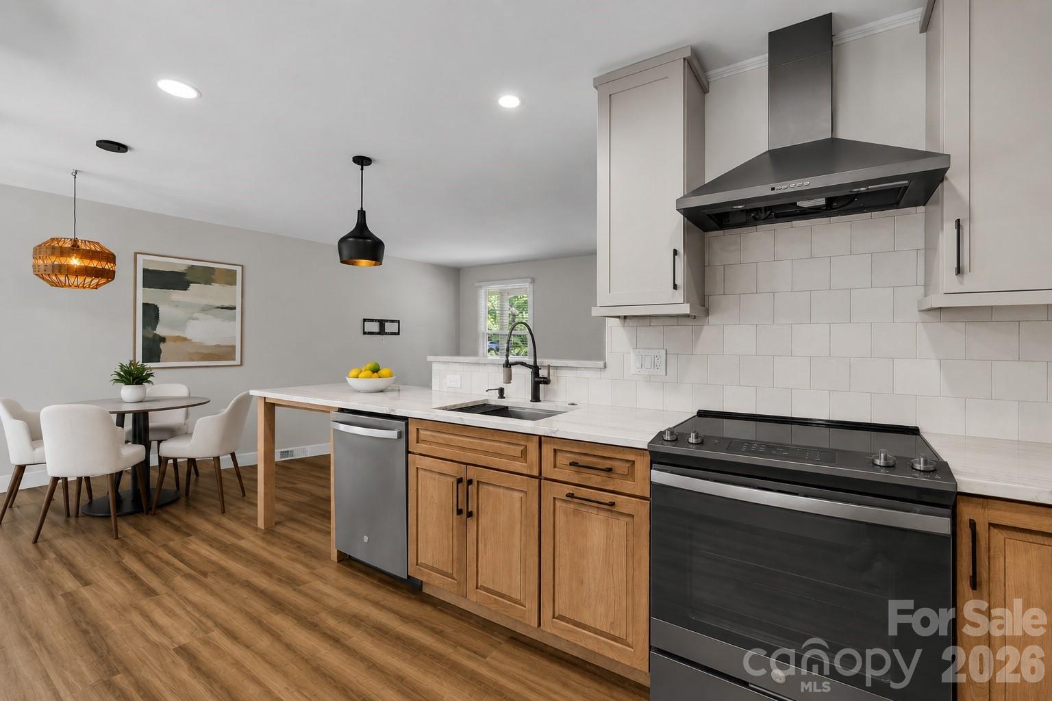 5312 Furman Place