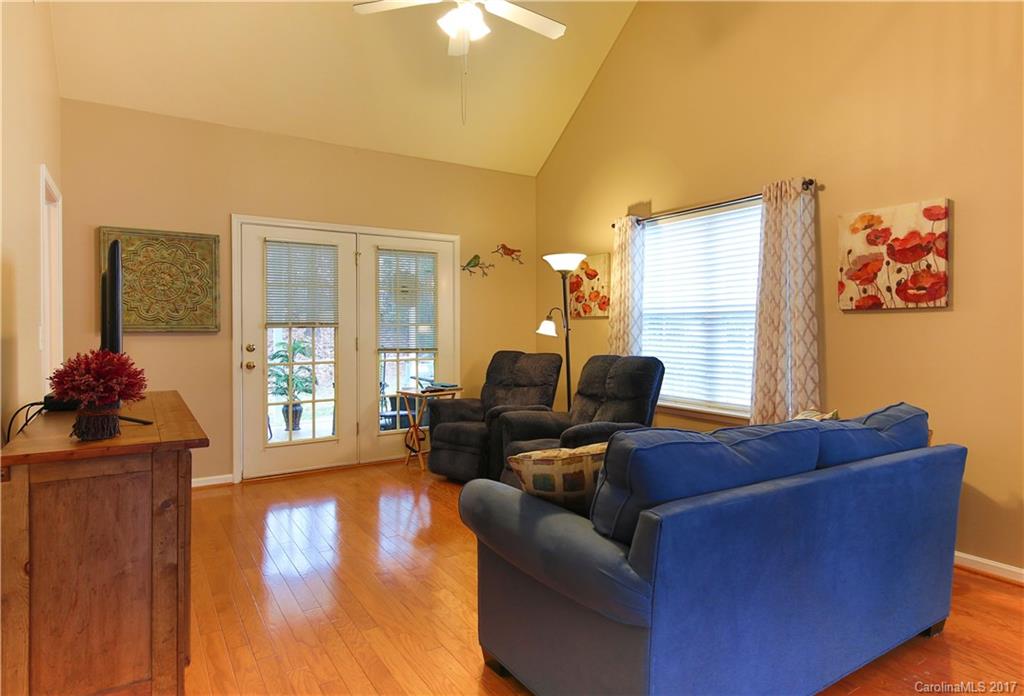 Lexington Commons - Residential