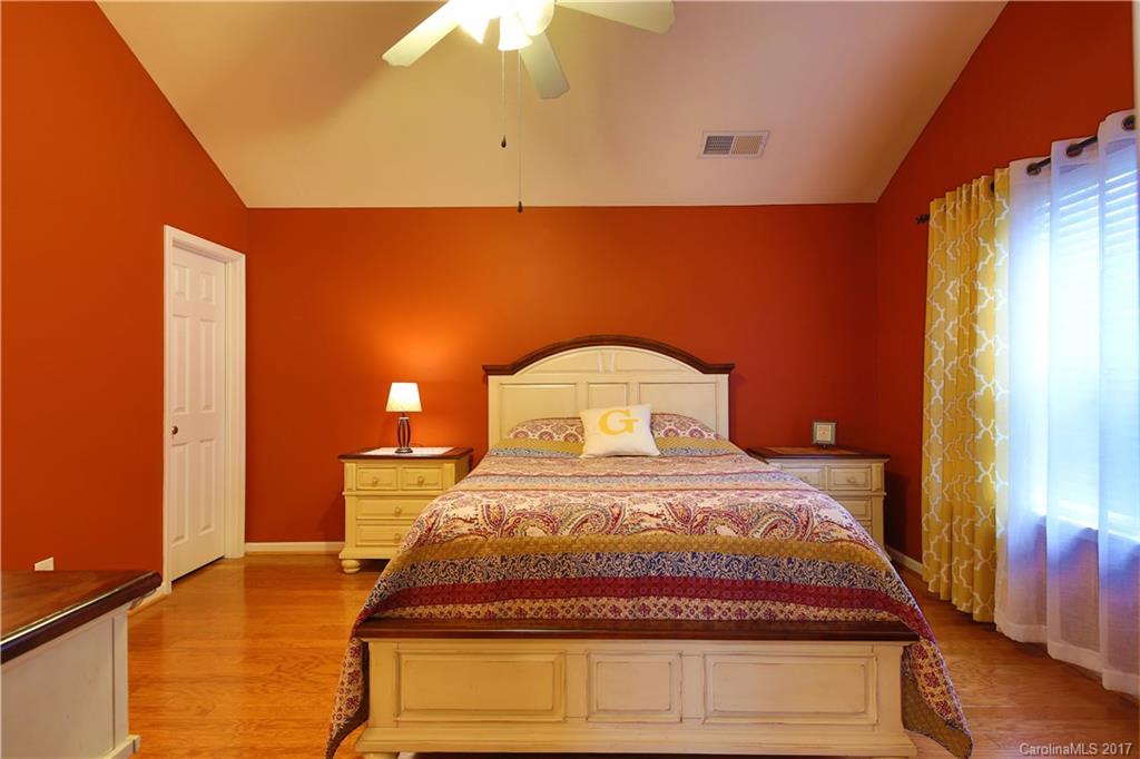 Lexington Commons - Residential