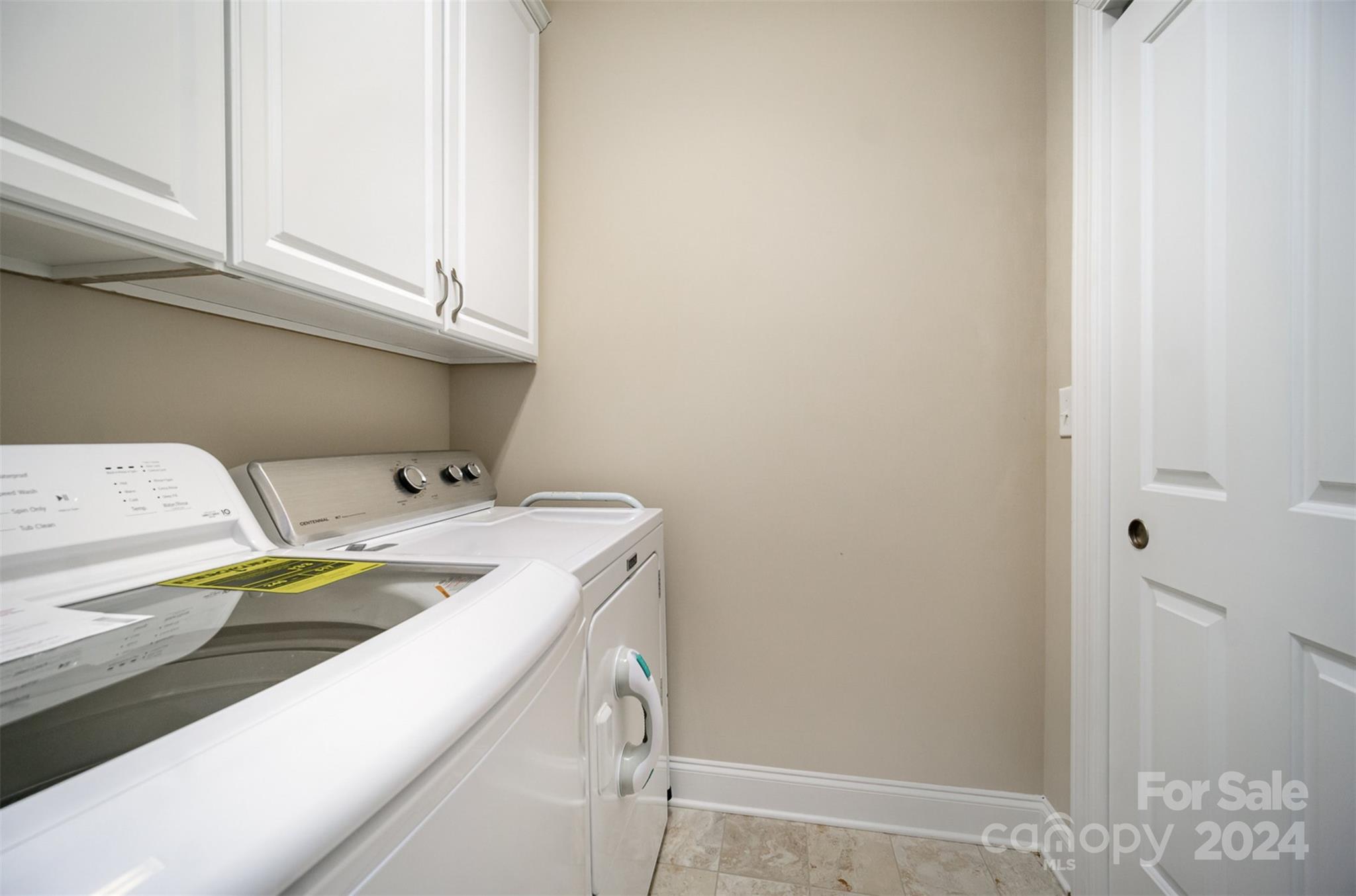 The Courtyards of Marvin - Residential