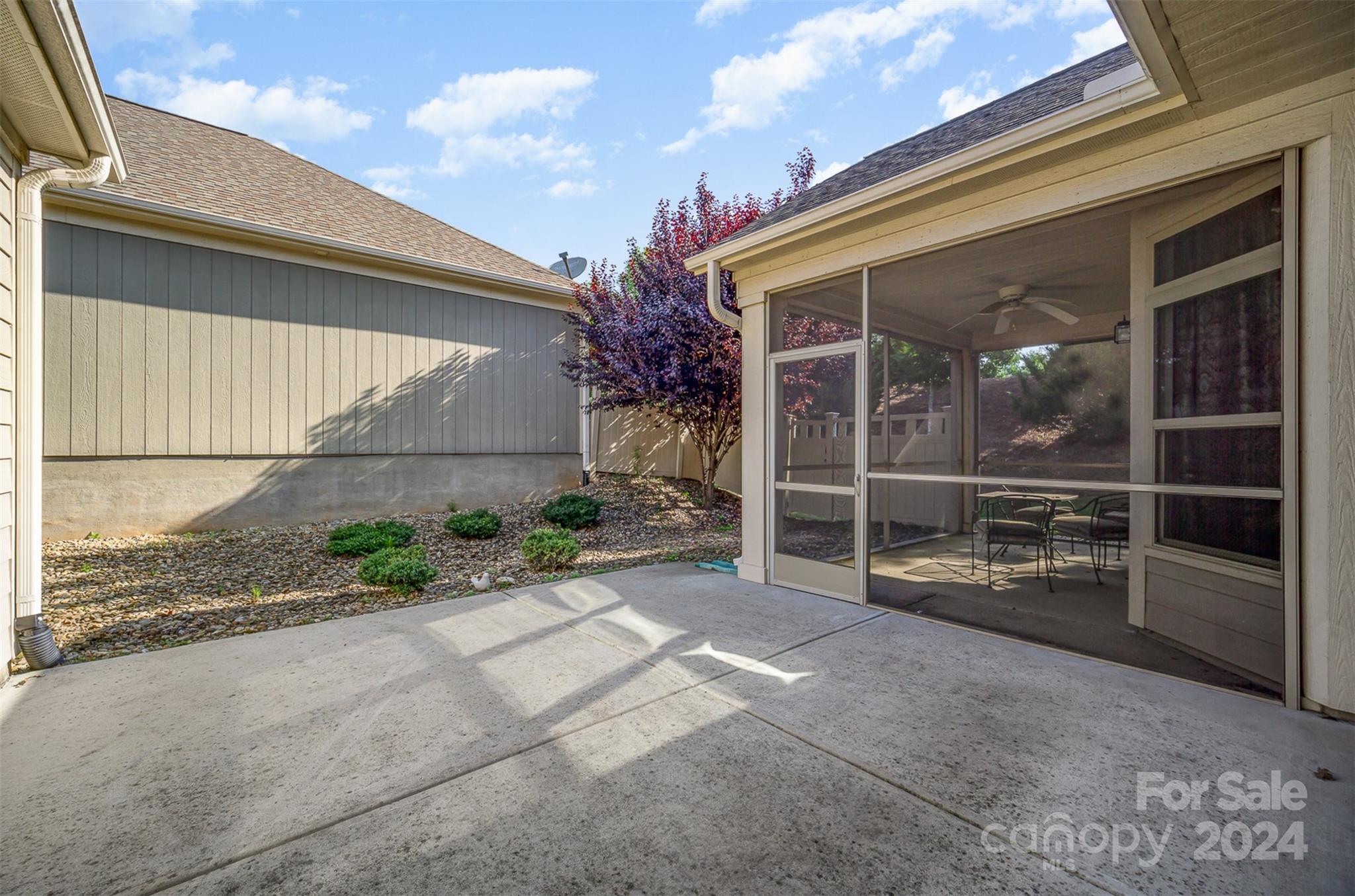 The Courtyards of Marvin - Residential