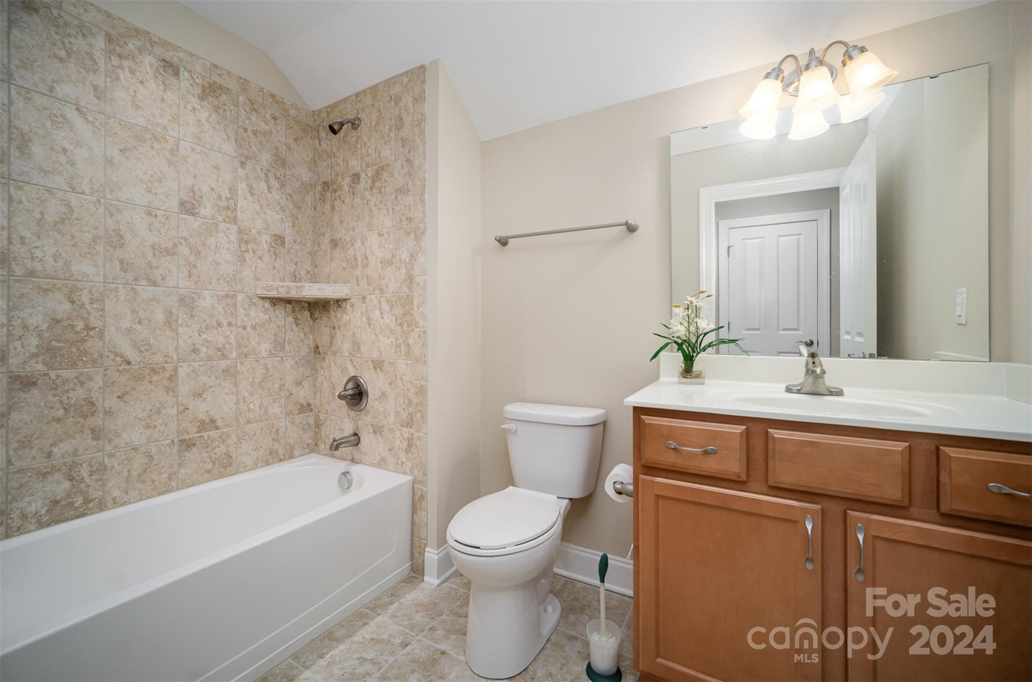 The Courtyards of Marvin - Residential