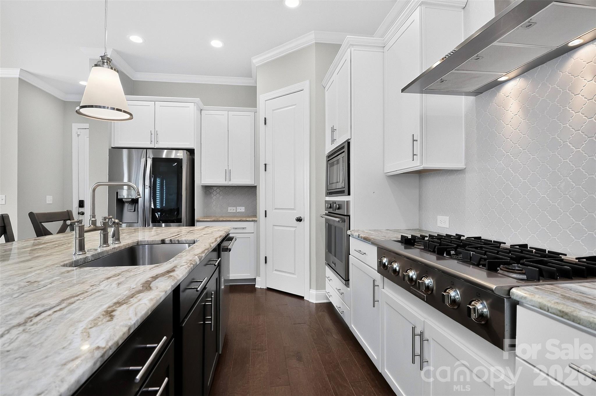 8910 Matthews Farm Lane