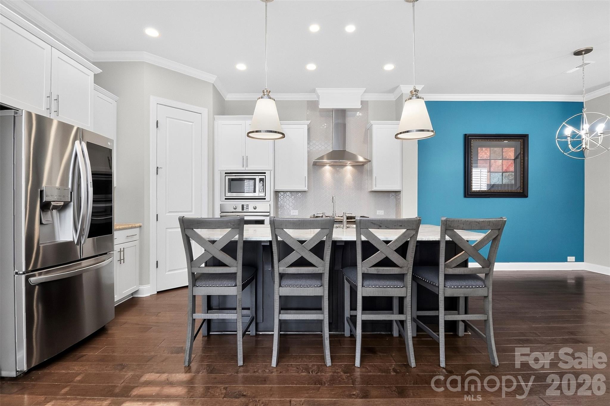 8910 Matthews Farm Lane