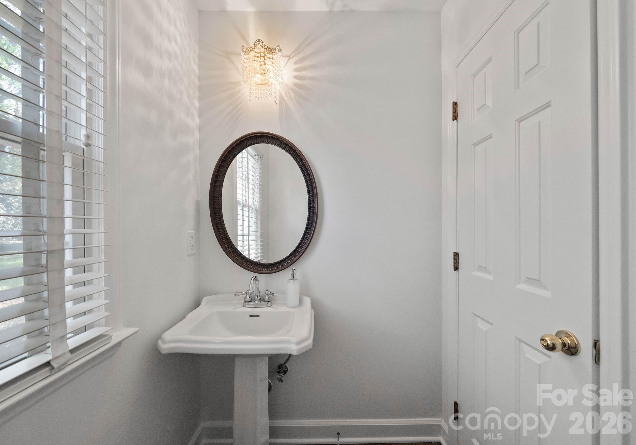 Five Knolls Estates - Residential