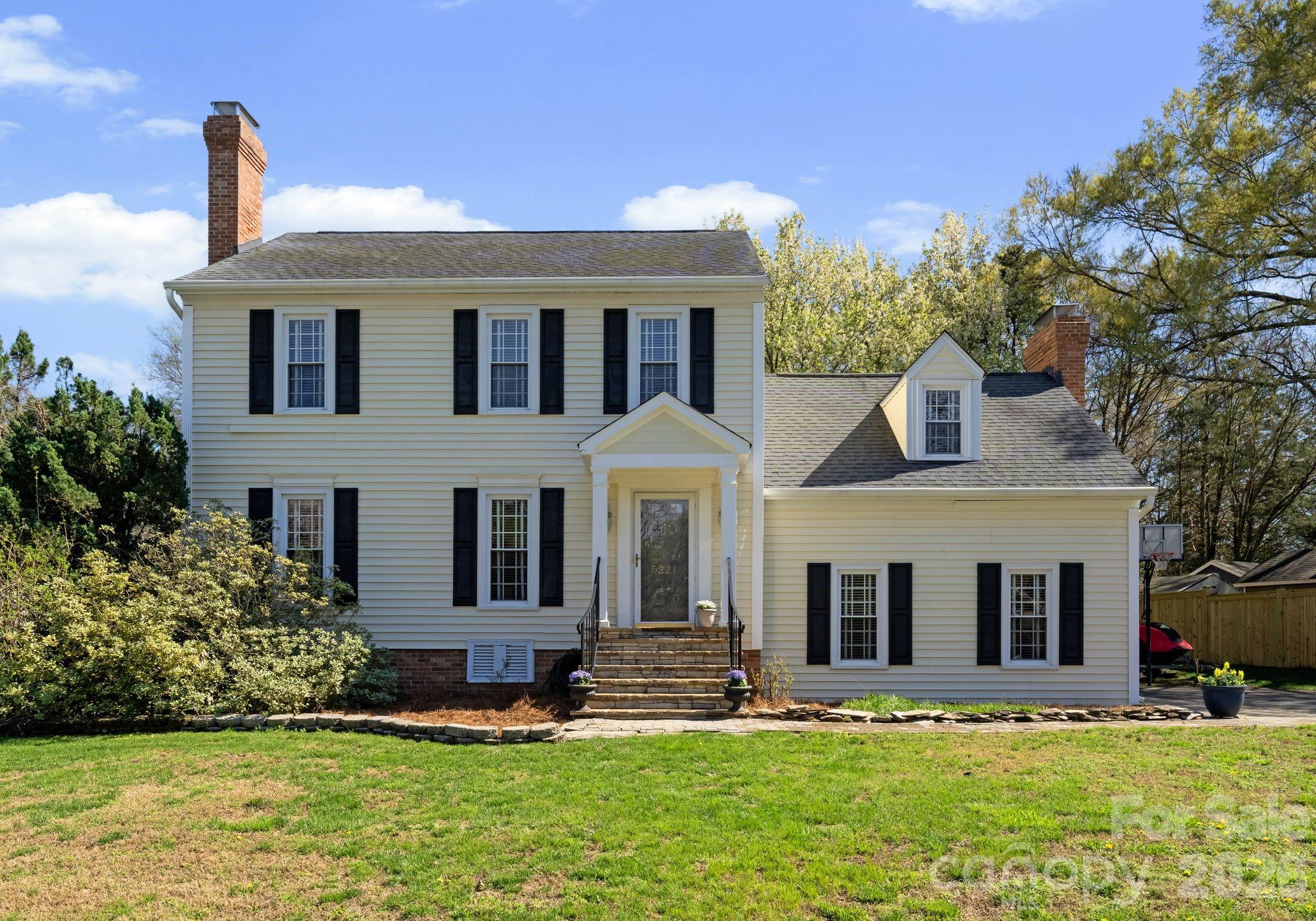 Five Knolls Estates - Residential