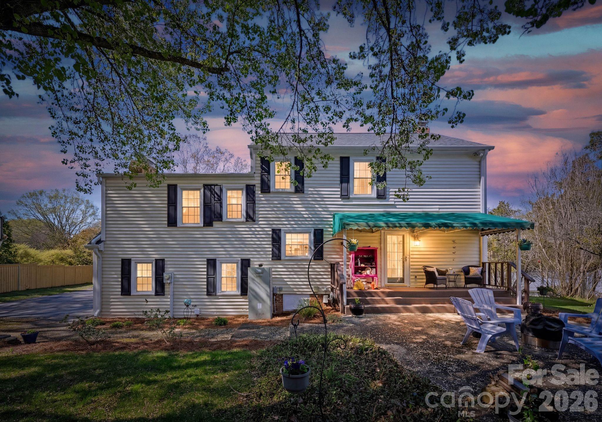 Five Knolls Estates - Residential