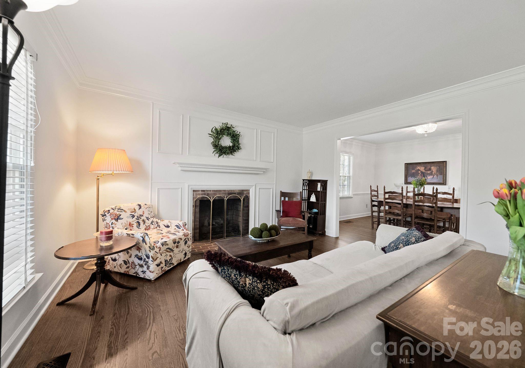 Five Knolls Estates - Residential