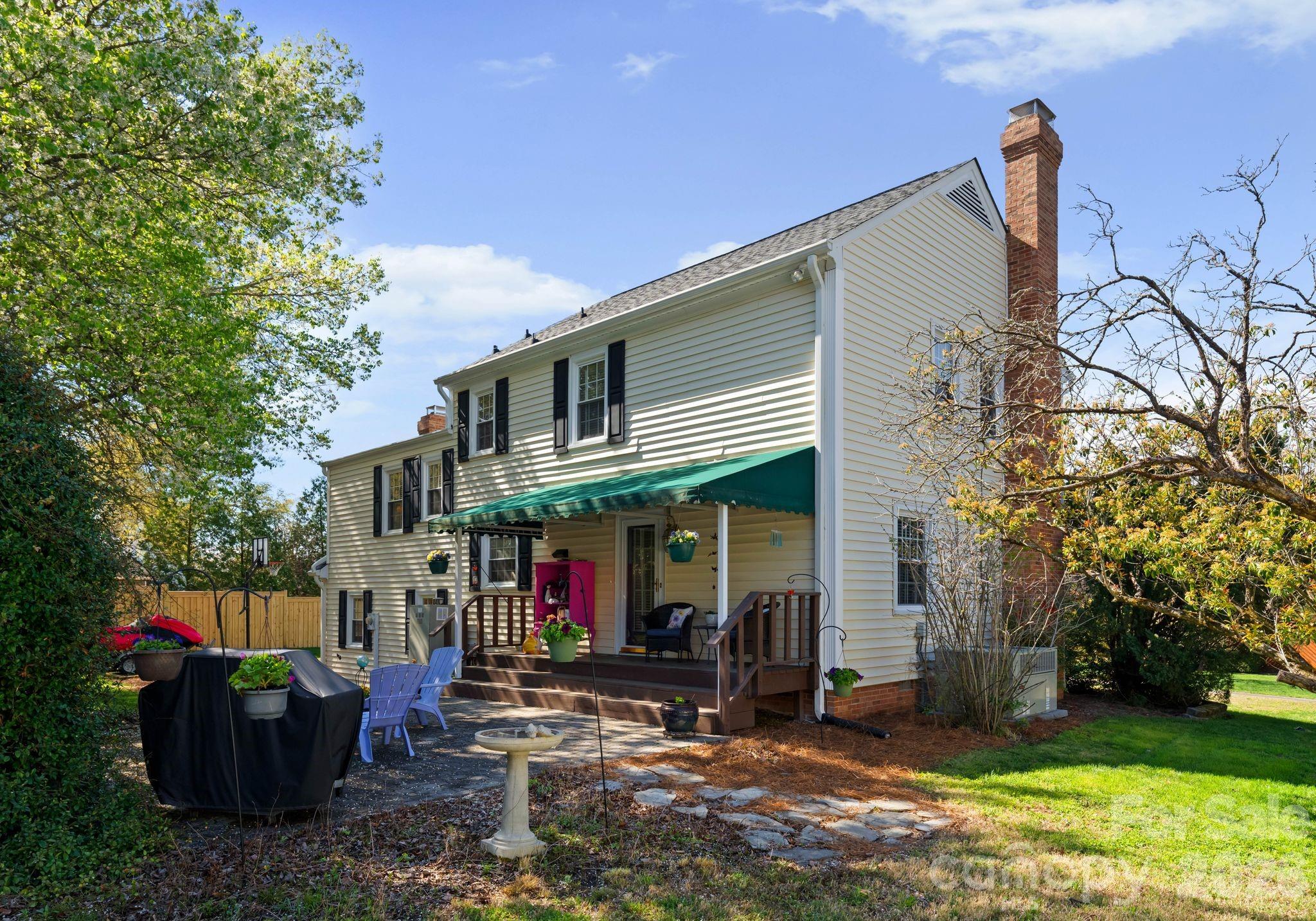 Five Knolls Estates - Residential