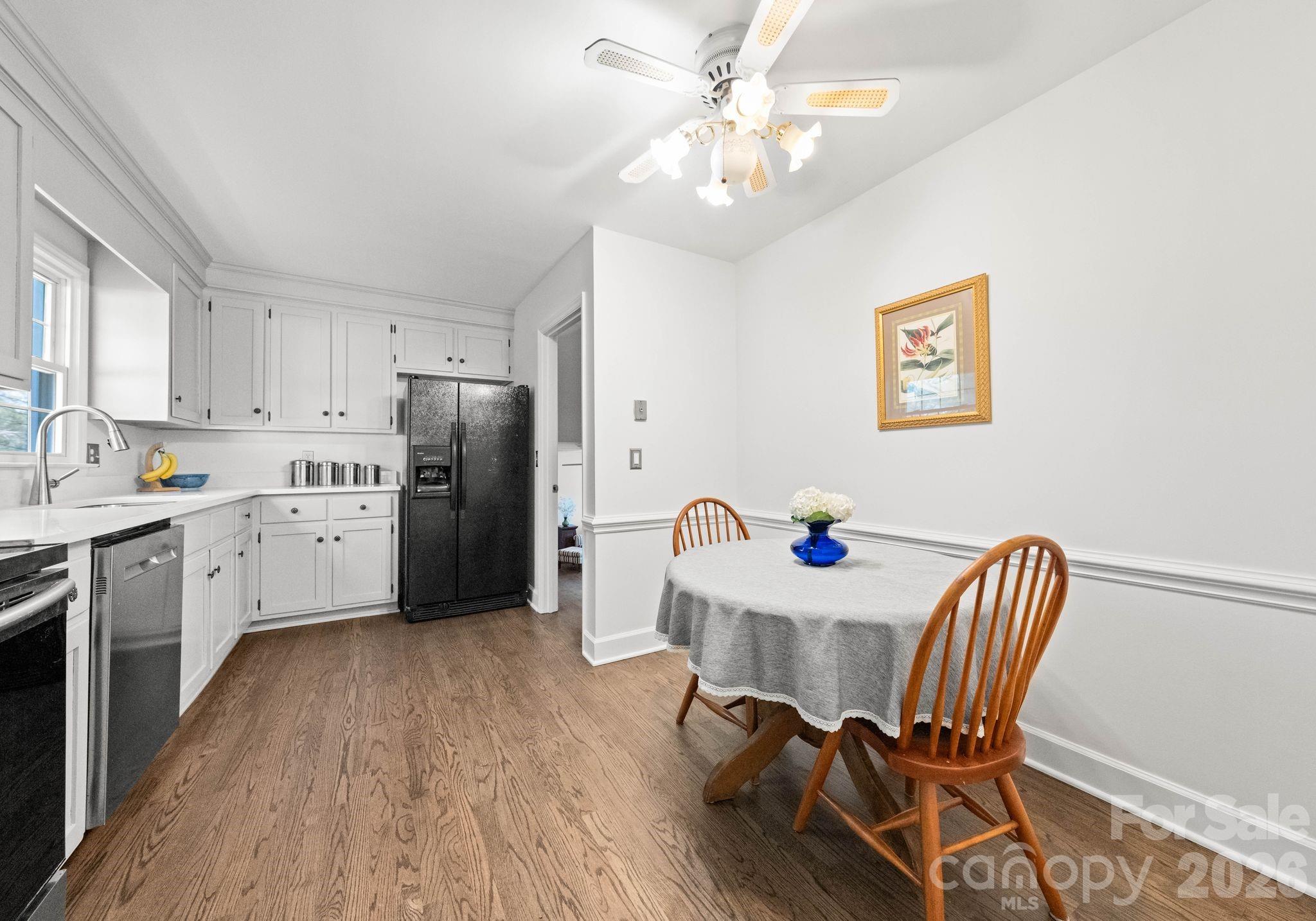 Five Knolls Estates - Residential