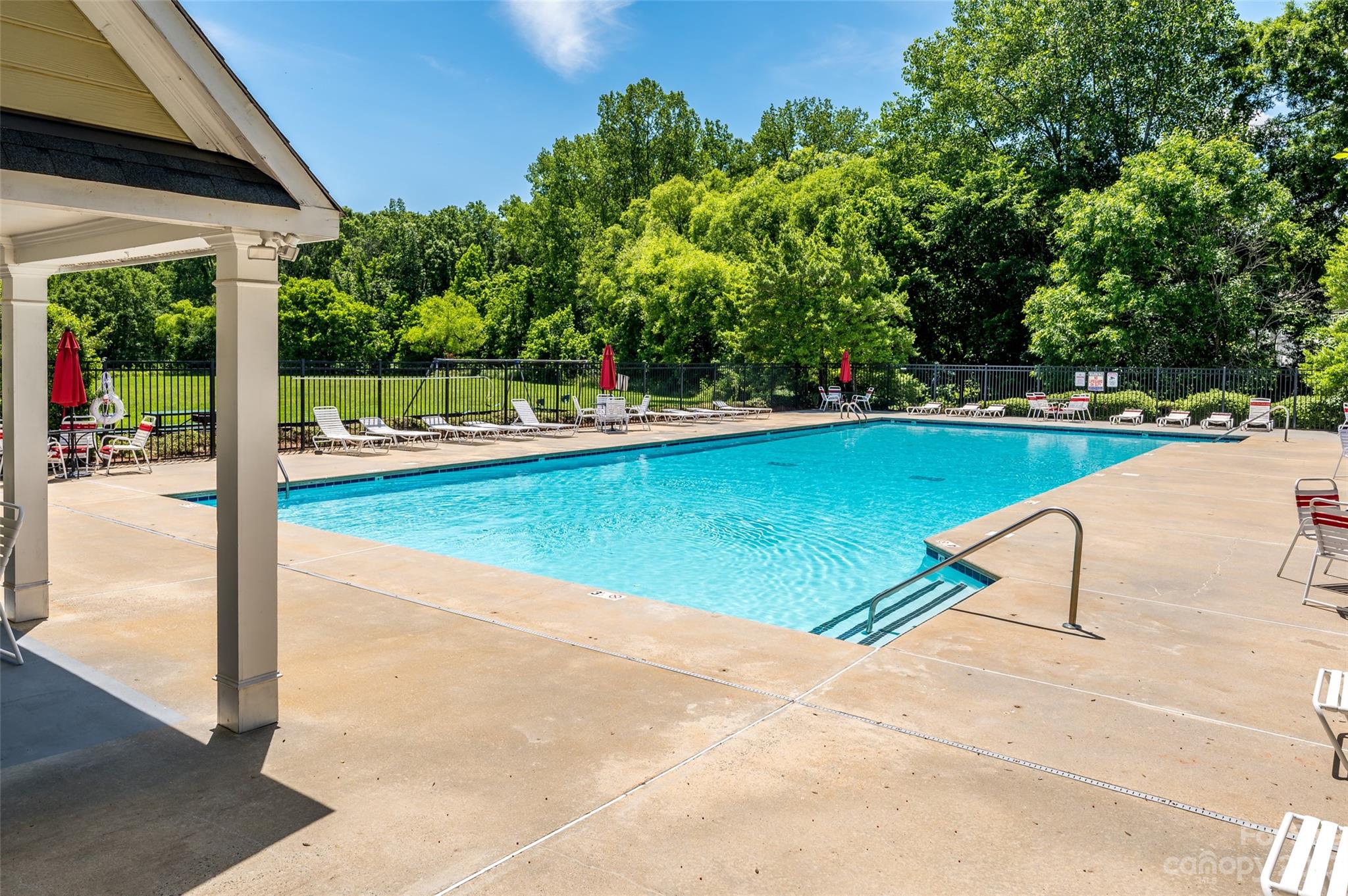 Henderson Park - Residential