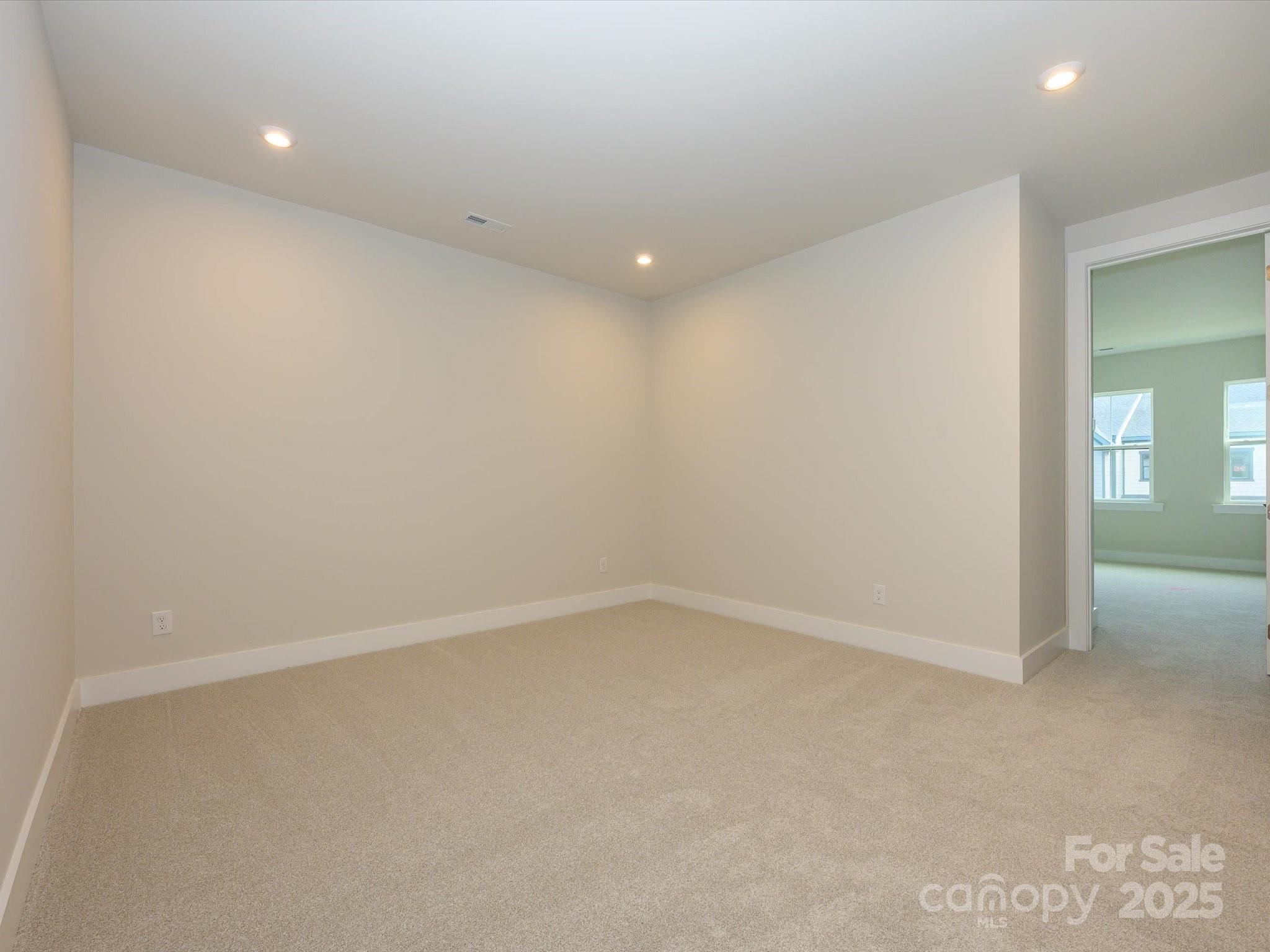 Seven Oaks - Residential