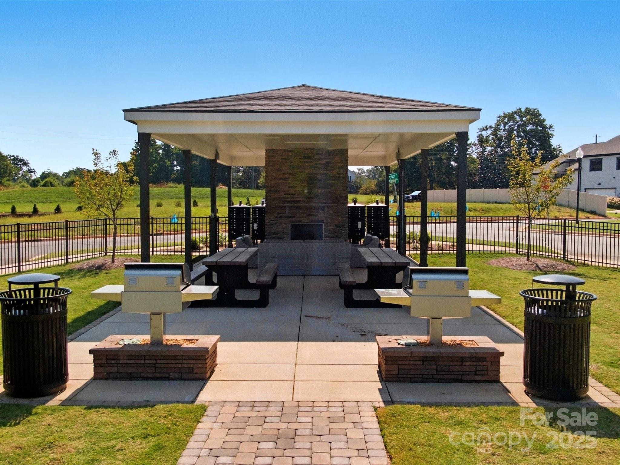 Seven Oaks - Residential