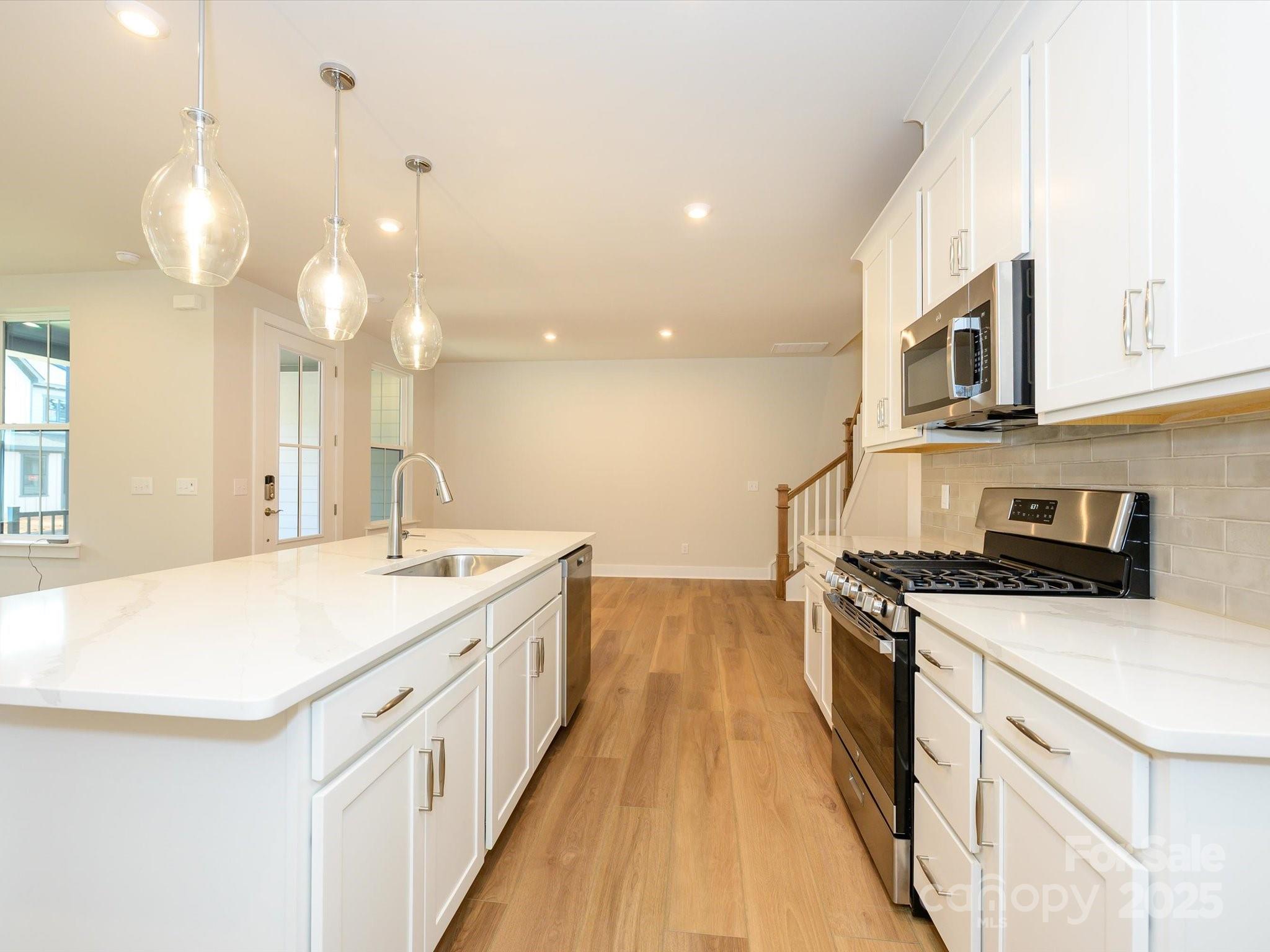 Seven Oaks - Residential