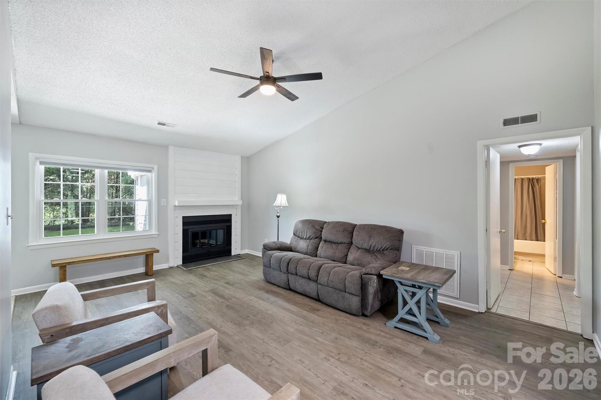 6422 Pineburr Road