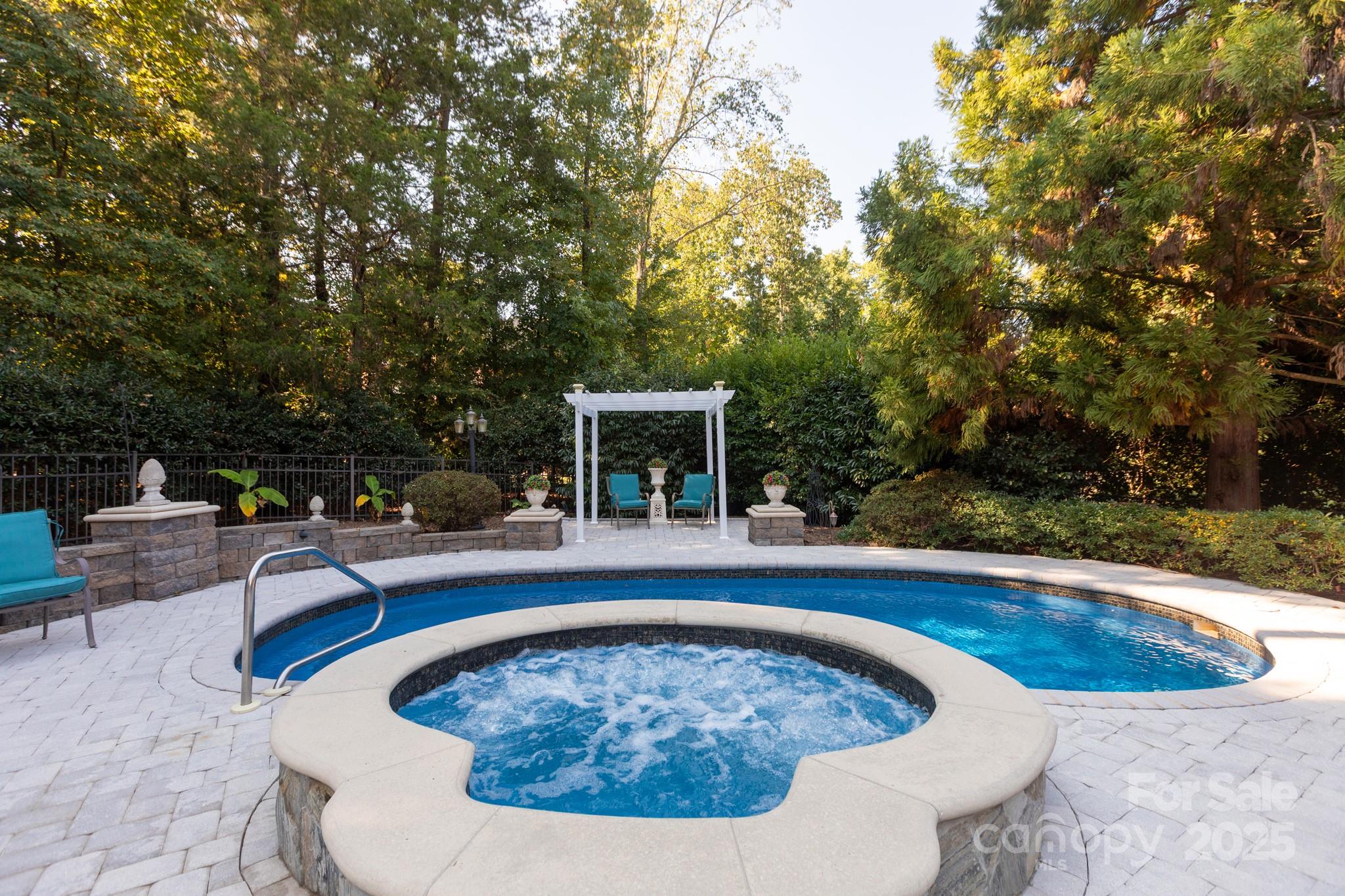 Kensington At Ballantyne - Residential