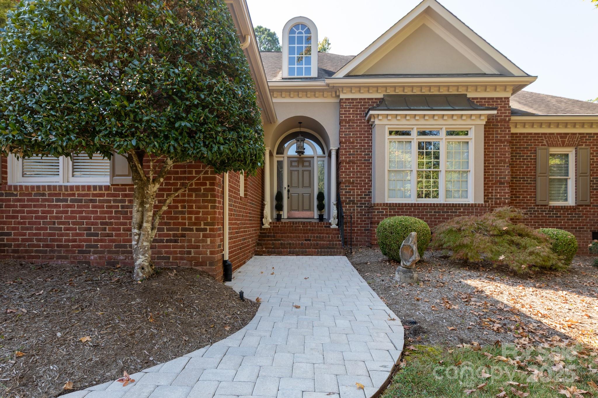 8731 Oakthorpe Drive