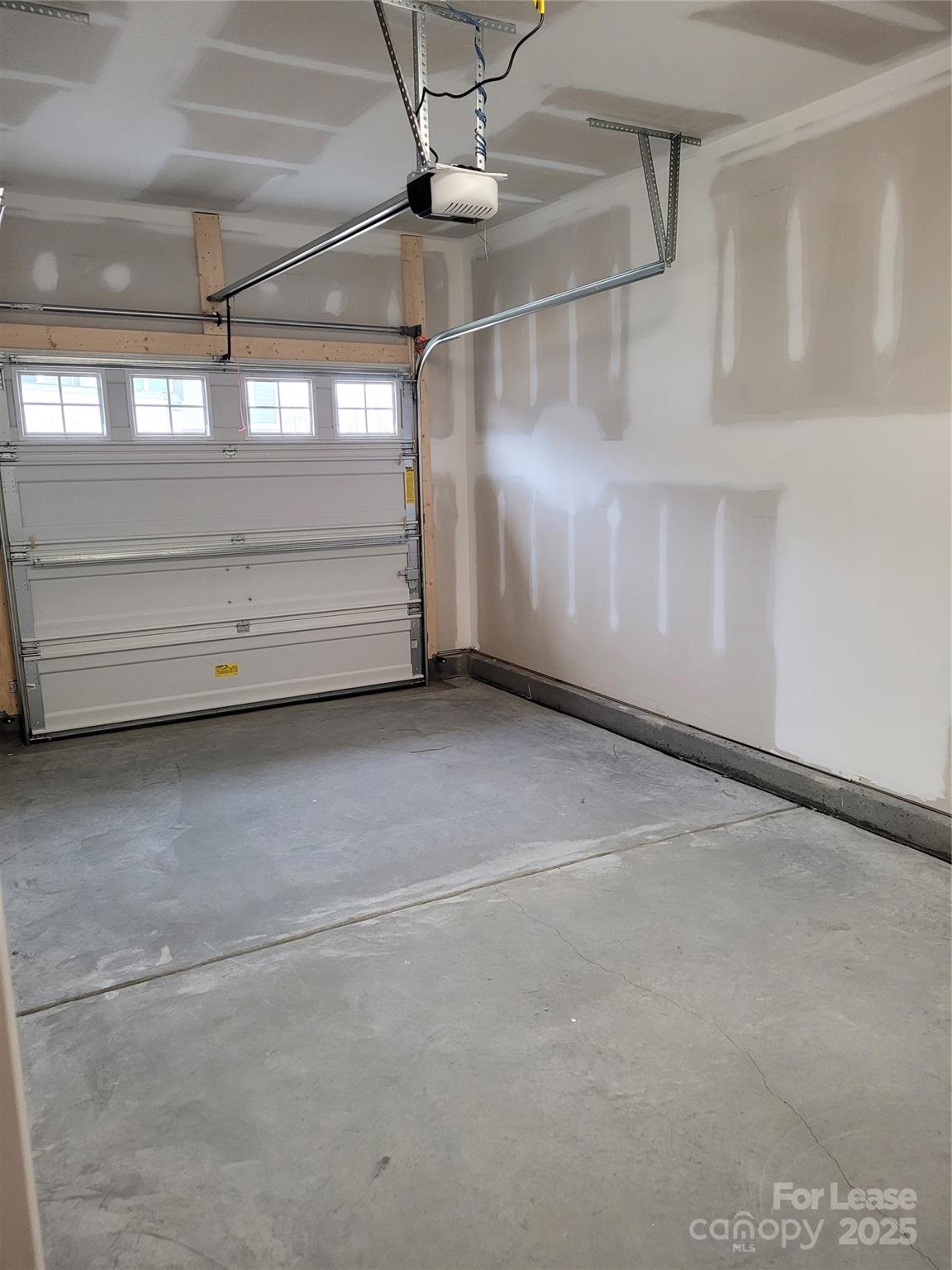 aberdeen - Residential Lease