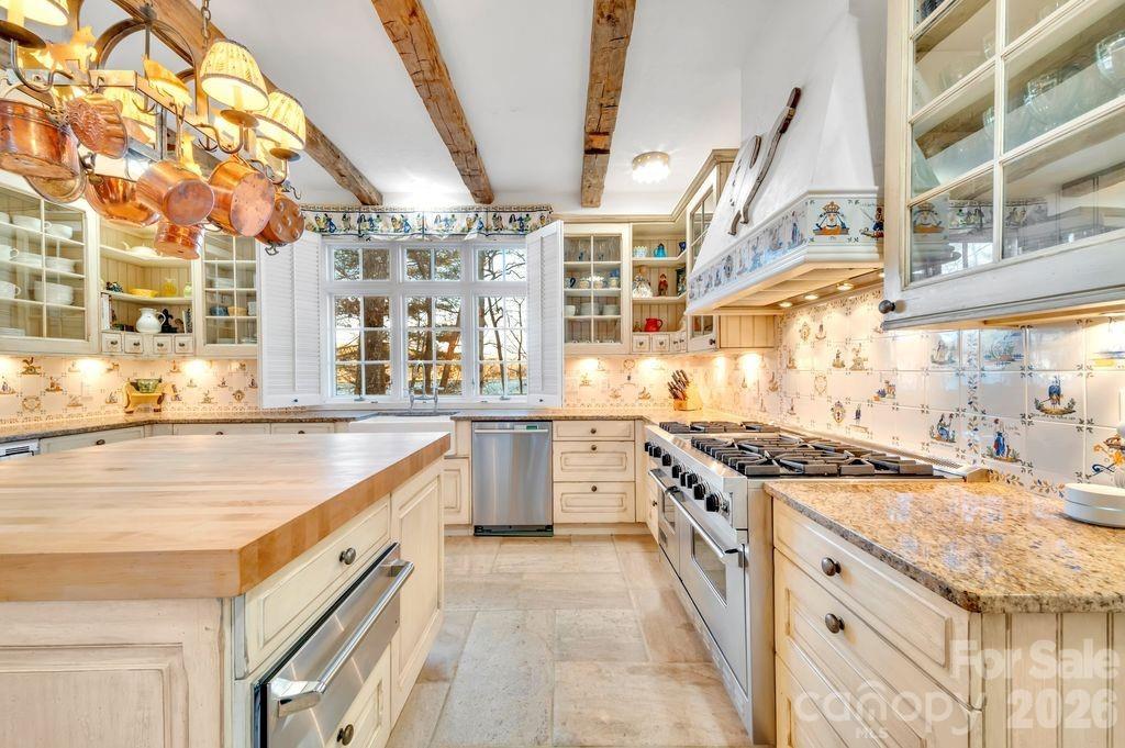 Lake Toxaway Estates - Residential