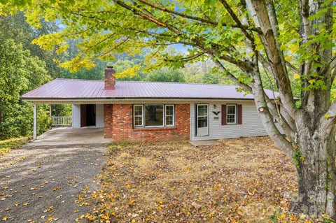 Photo of 2131 Deep Ford Road, Lansing, NC 28643 (MLS # 4434130)