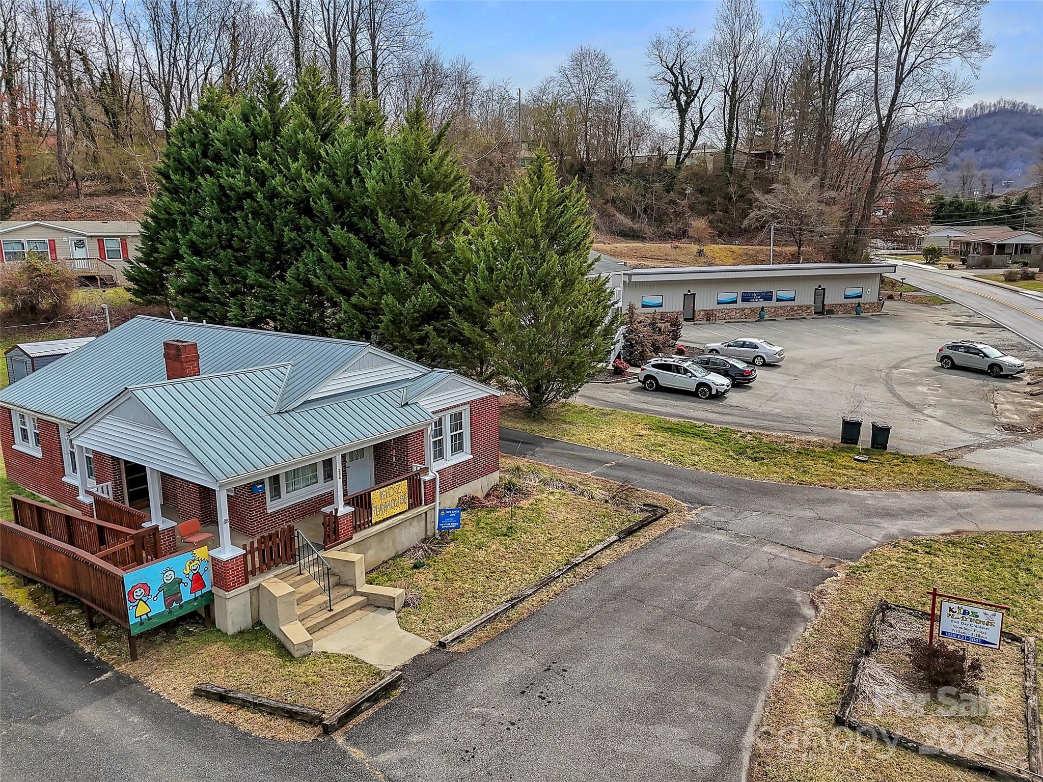 286 Skyland Drive