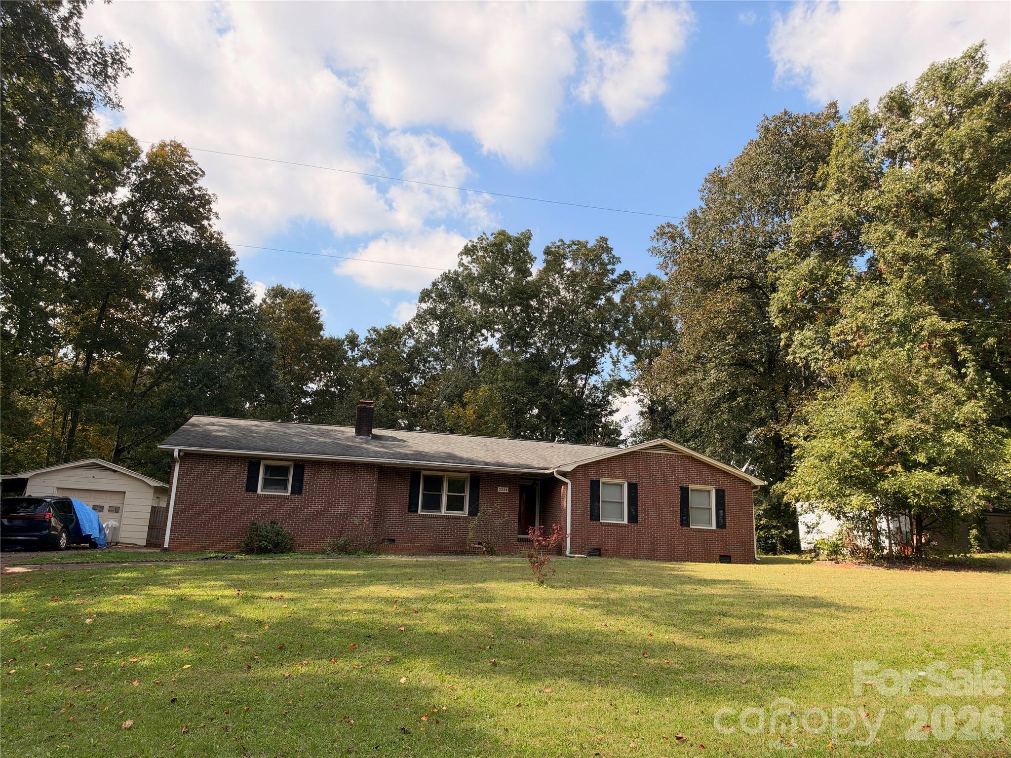 2224 Ellis Road