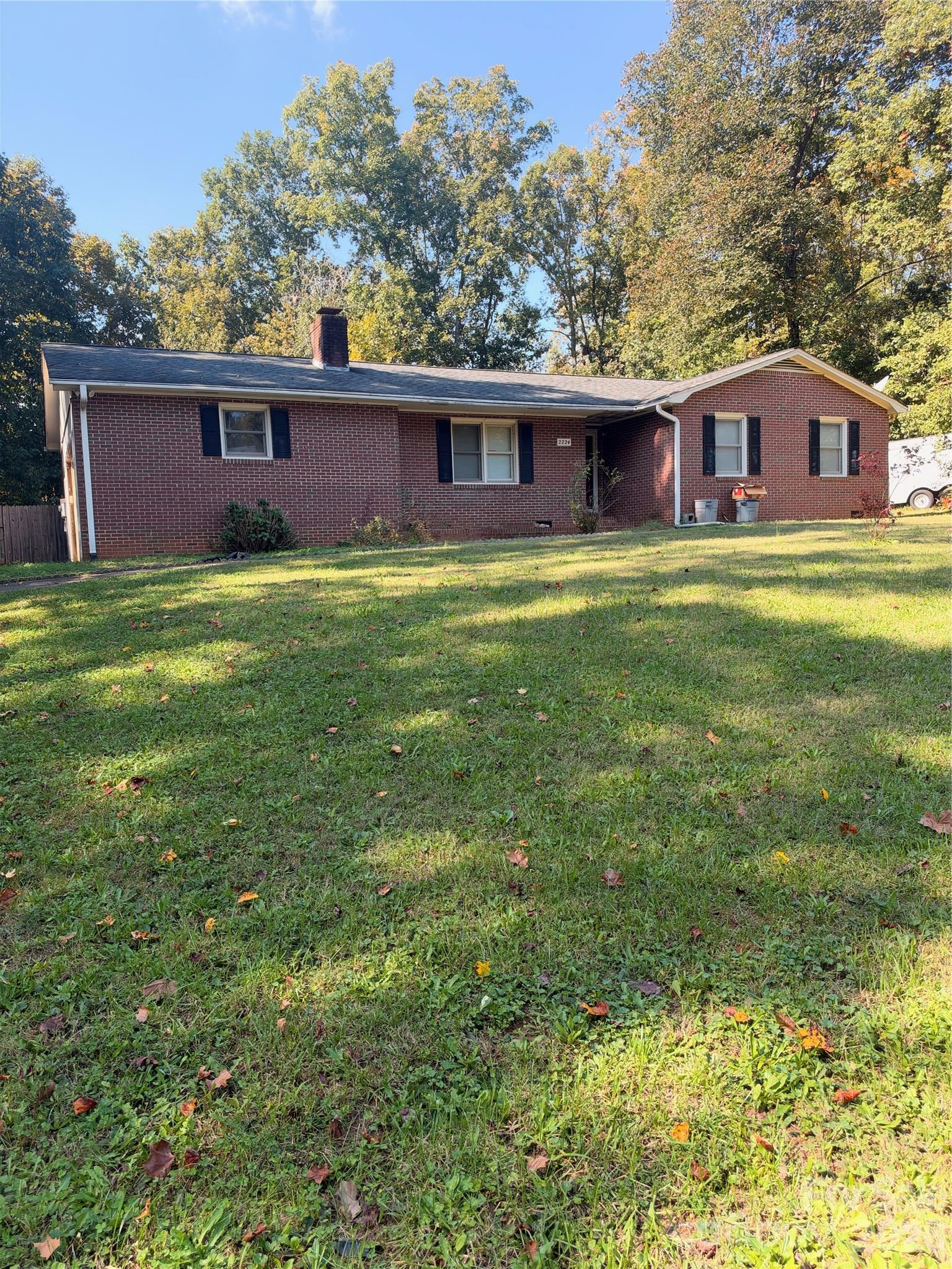 2224 Ellis Road