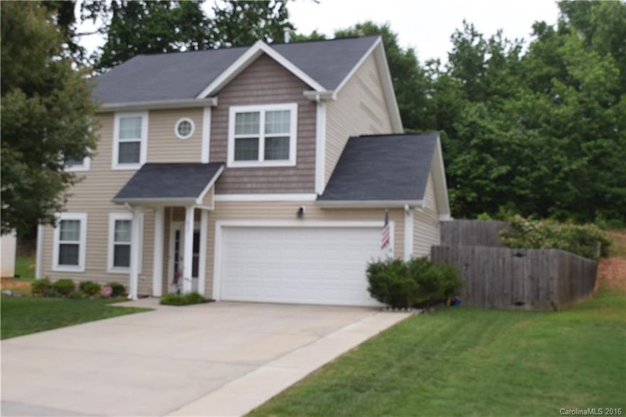 Great opportunity to move into the Ft. Mill schools. There is appx 2080 square feet with 4 bedrooms. This home sits on a great level lot with a fenced in back yard. The master bedroom has dual closets, bath has double bowl sinks, separate shower & garden tub. 2nd bath has double bowl sinks. The main floor has 9' ceiling's, great room has a fireplace, dinning room with Bay window custom built in cabinet. Screened in porch. mud room in garage could be remove. Kitchen Has 42'' tall cabinets