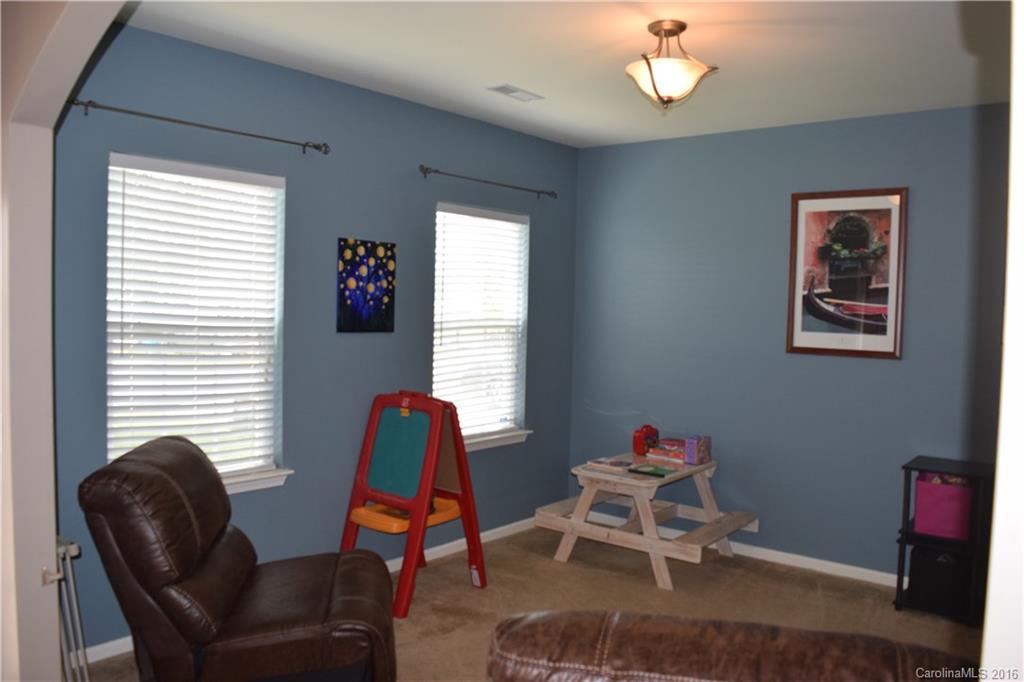 Jones Branch - Residential