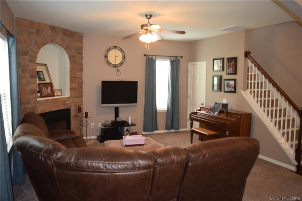 Jones Branch - Residential