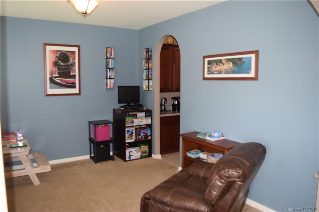 Jones Branch - Residential