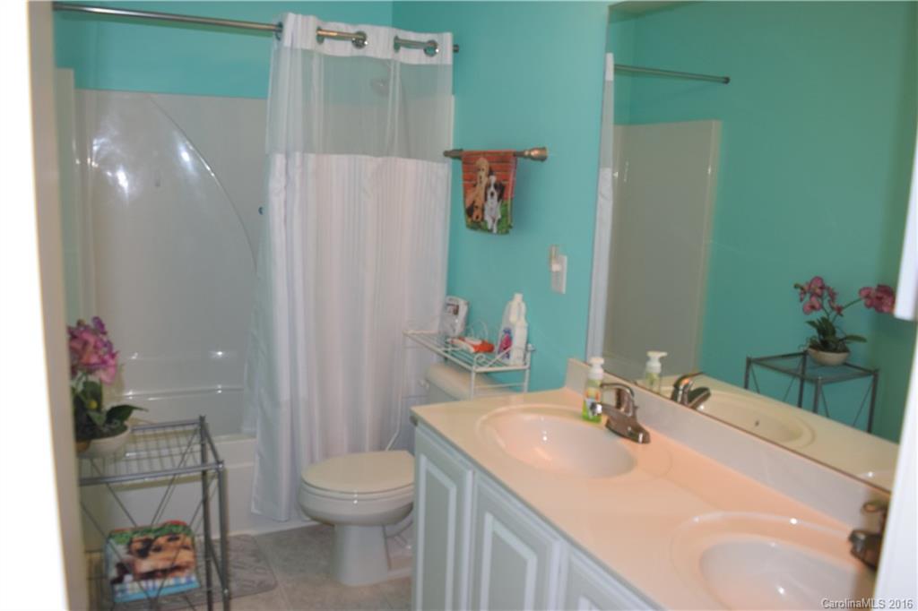 Jones Branch - Residential