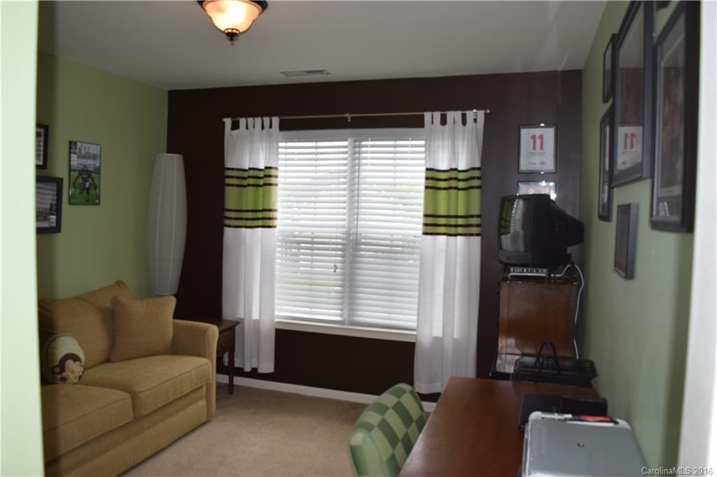 Jones Branch - Residential