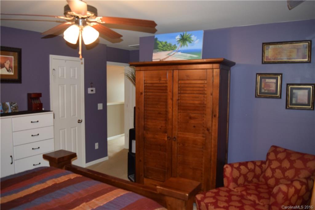 Jones Branch - Residential