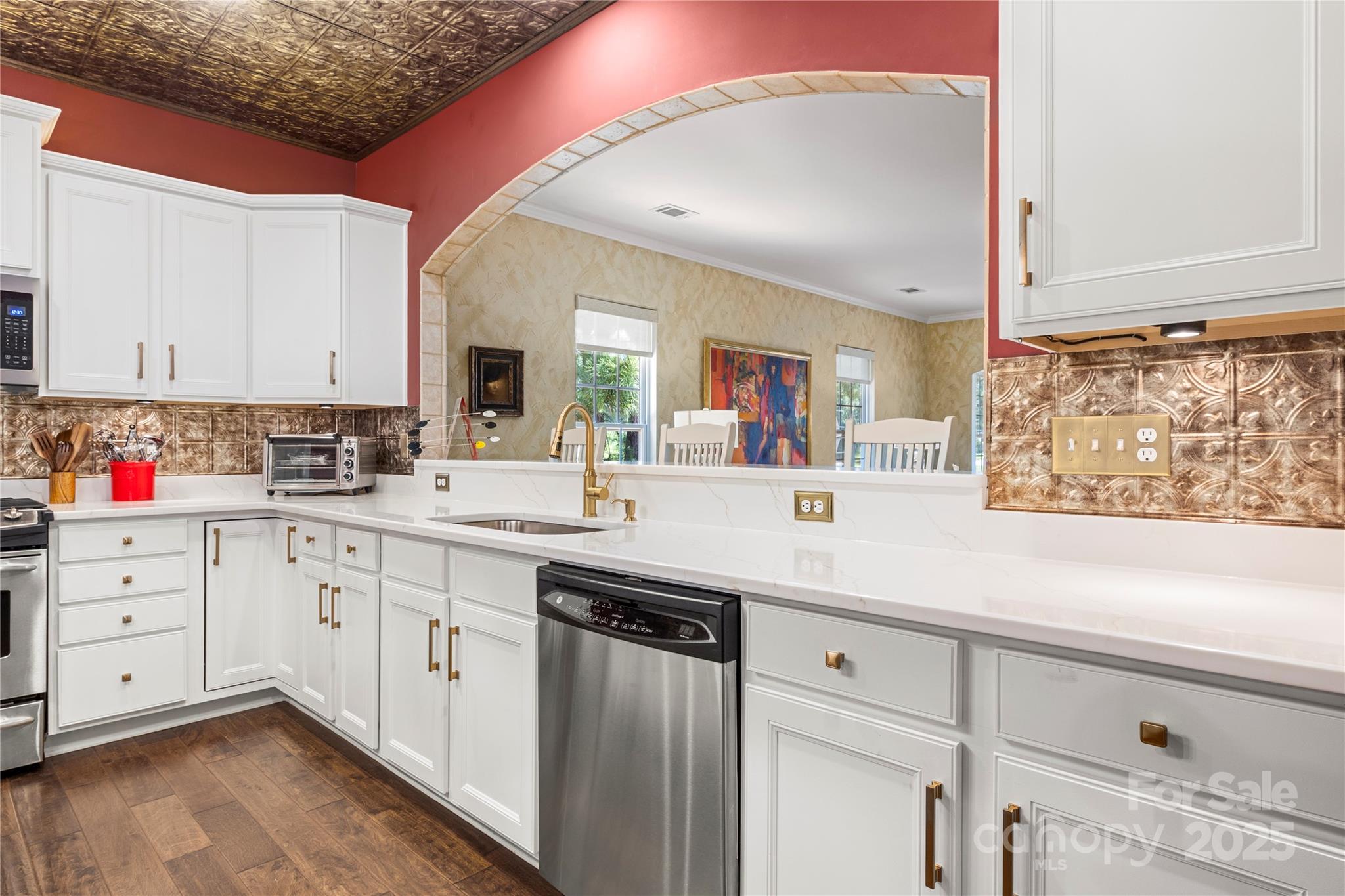48527 Snapdragon Lane