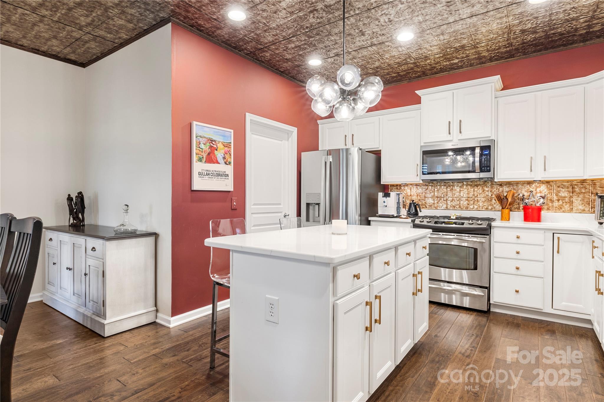 48527 Snapdragon Lane